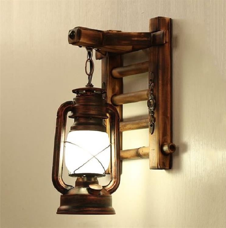 American Country Kerosene Lantern Antique Wall Lamp with Wooden Hanging Board