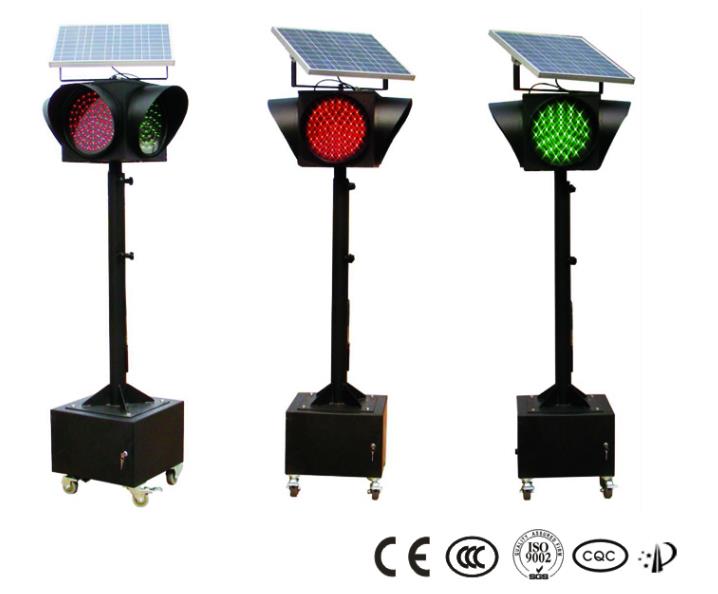Red, yellow and green road solar traffic light, solar LED traffic warning light