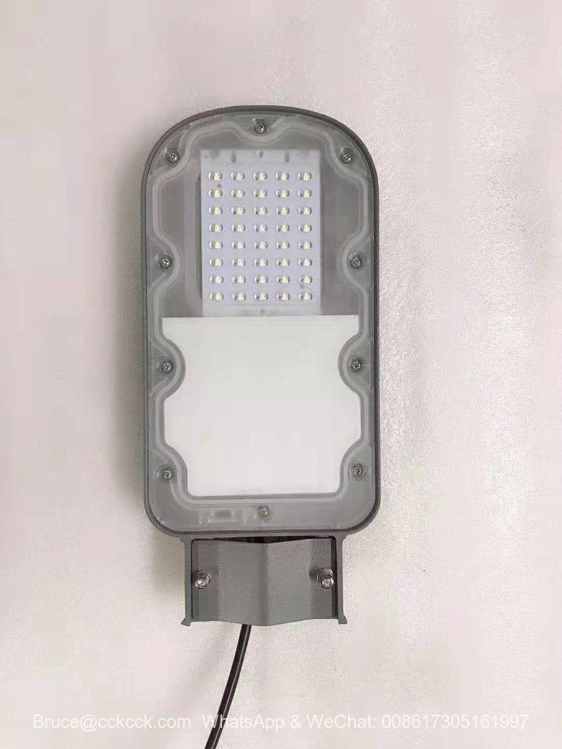 Lampione stradale impermeabile integrata solare LED