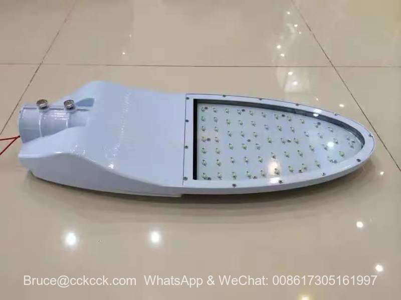 LED solar integrated road lighting