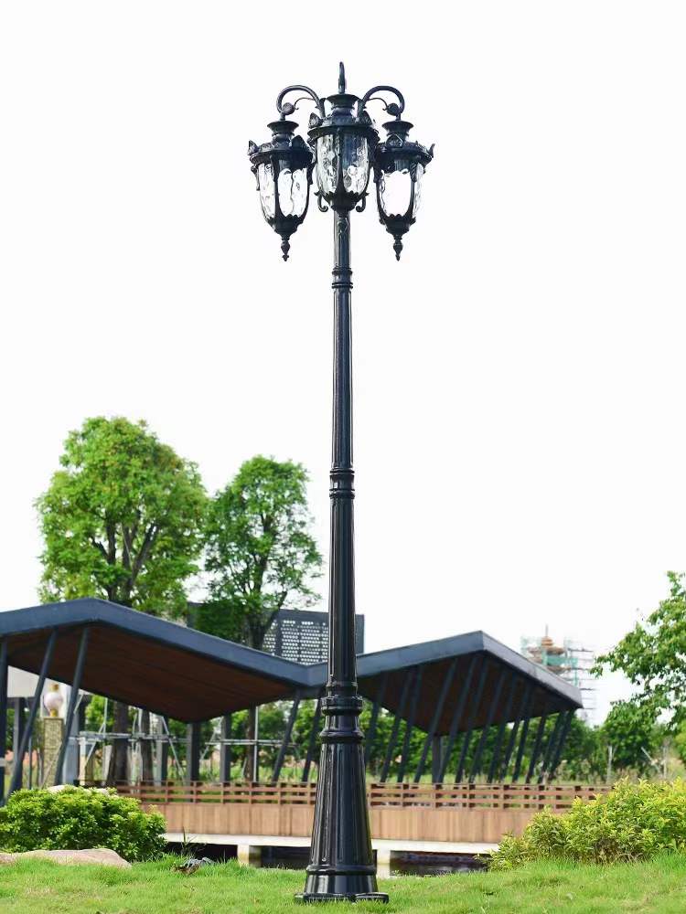 Led solar garden lampa