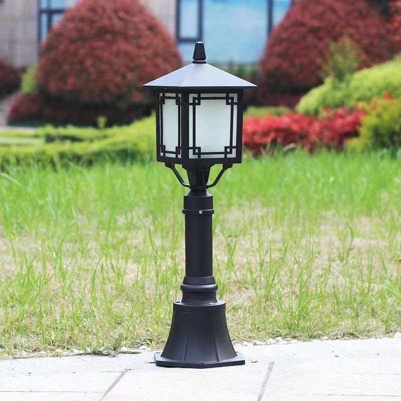 Lampu jalan matahari, lampu kebun dan lampu rumput