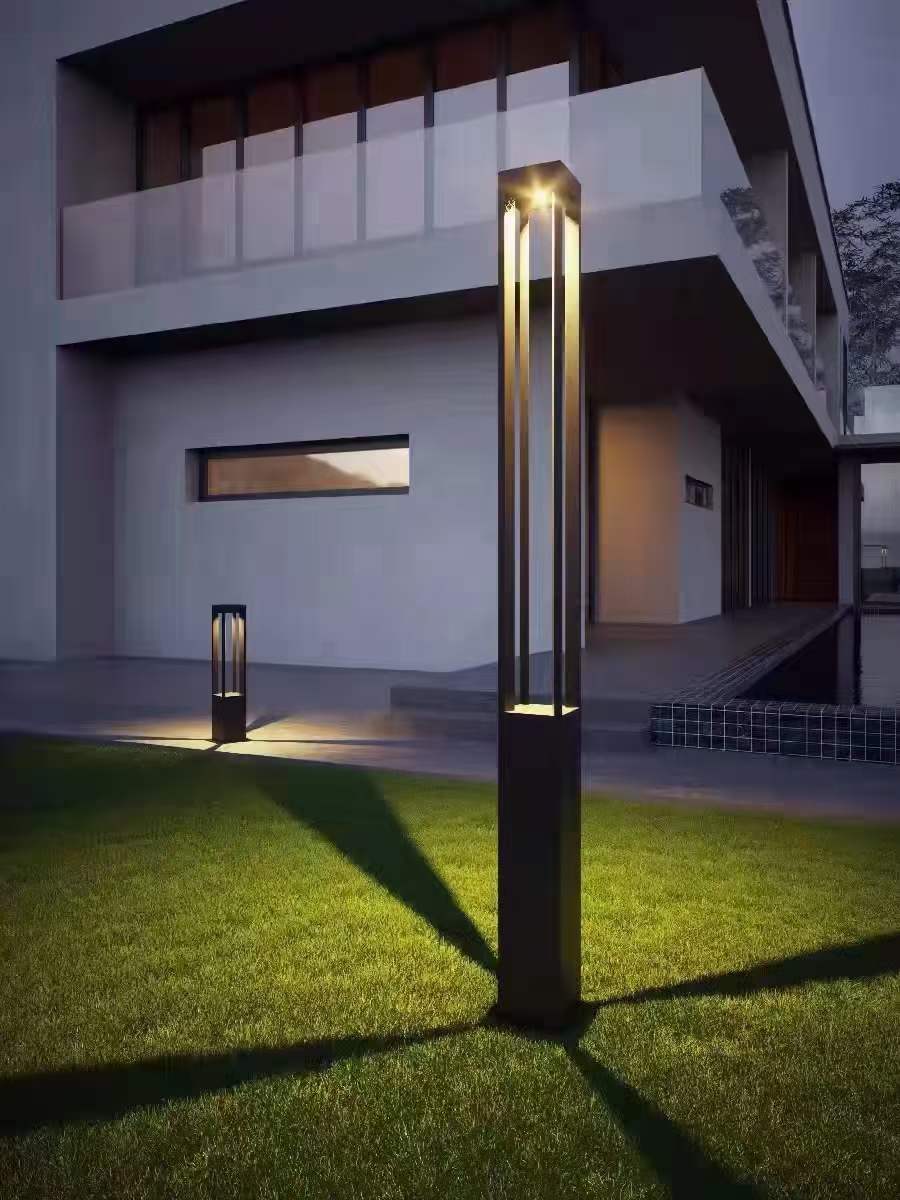 Outdoor yard lighting