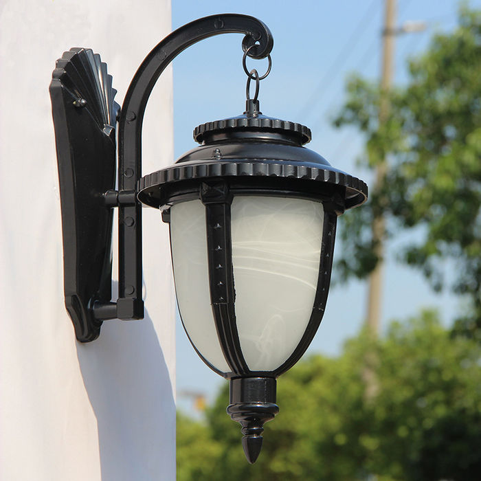 Europejski styl zewnętrzna lampa ścienna zewnętrzna drzwi wodoodporna dziedzińska lampa balkonowa alejka antyczna lampa ścienna wędkarska