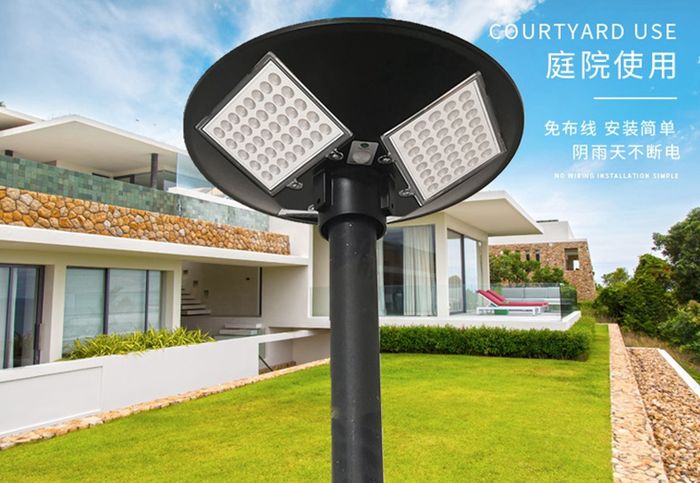 Sunčana lampa u dvorištu sudske lampe izvan vile gardena travnja lampa