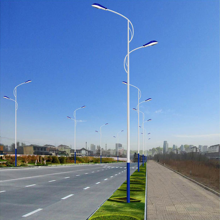 Fabricante da lâmpada de estrada 8m 10m 12m braço único duplo braço lâmpada de rua solar rural lâmpada de rua fornecimento polo da lâmpada de estrada