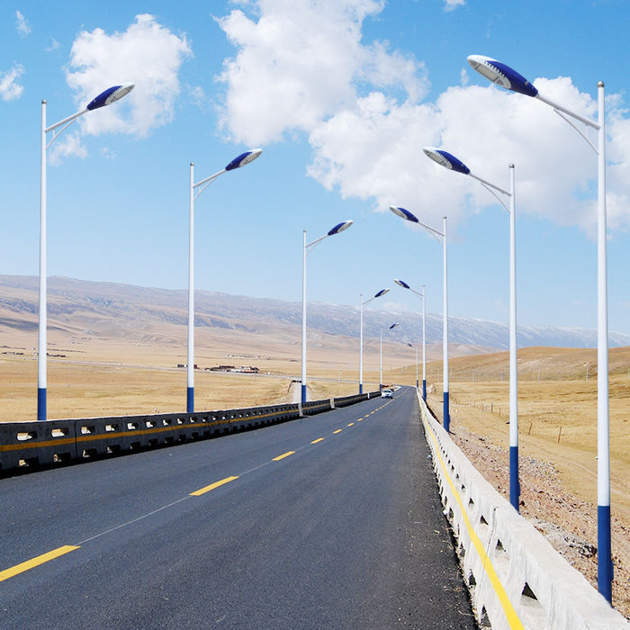 Conch kol yol lambası Pazar devre lambası üreticileri bir sürü inventör var ve LED sokak lambalarının çeşitli stilleri direkten depoya gönderilir.