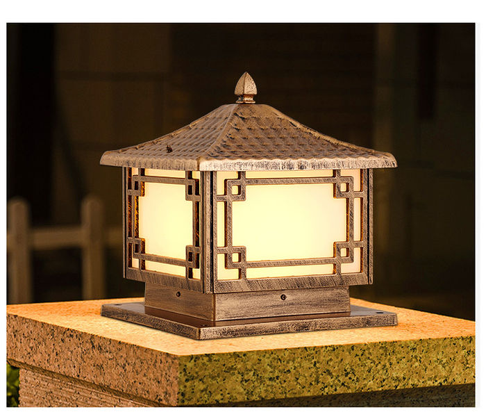 Solar garden light viewing light waterproof human body induction outdoor community garden villa fence gate headlamp