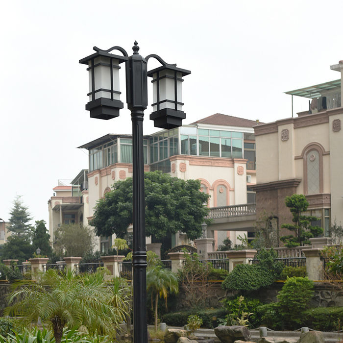 Uus Hiina tänavalamp kõrge poolusega lamp sisehoovi lamp veekindel villa aia kogukonna maastiku lamp välismaal muru Park tänavalamp