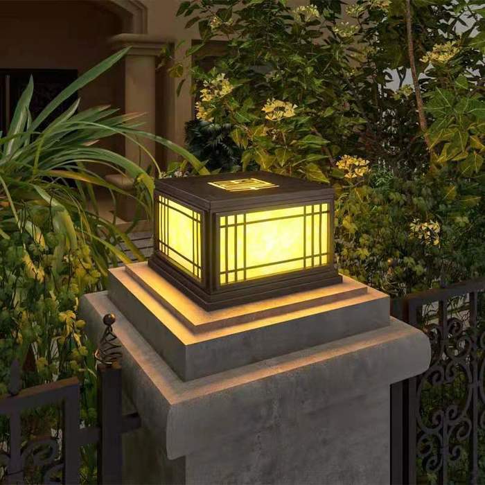 Column outdoor waterproof column lamp villa courtyard lamp column fence lamp garden large view lamp