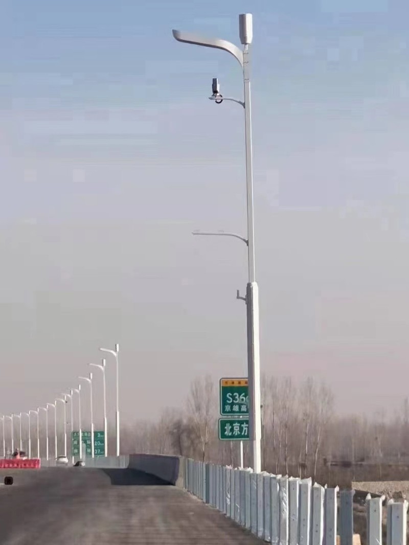 Monitoring and lighting integrated 5g intelligent street lamp