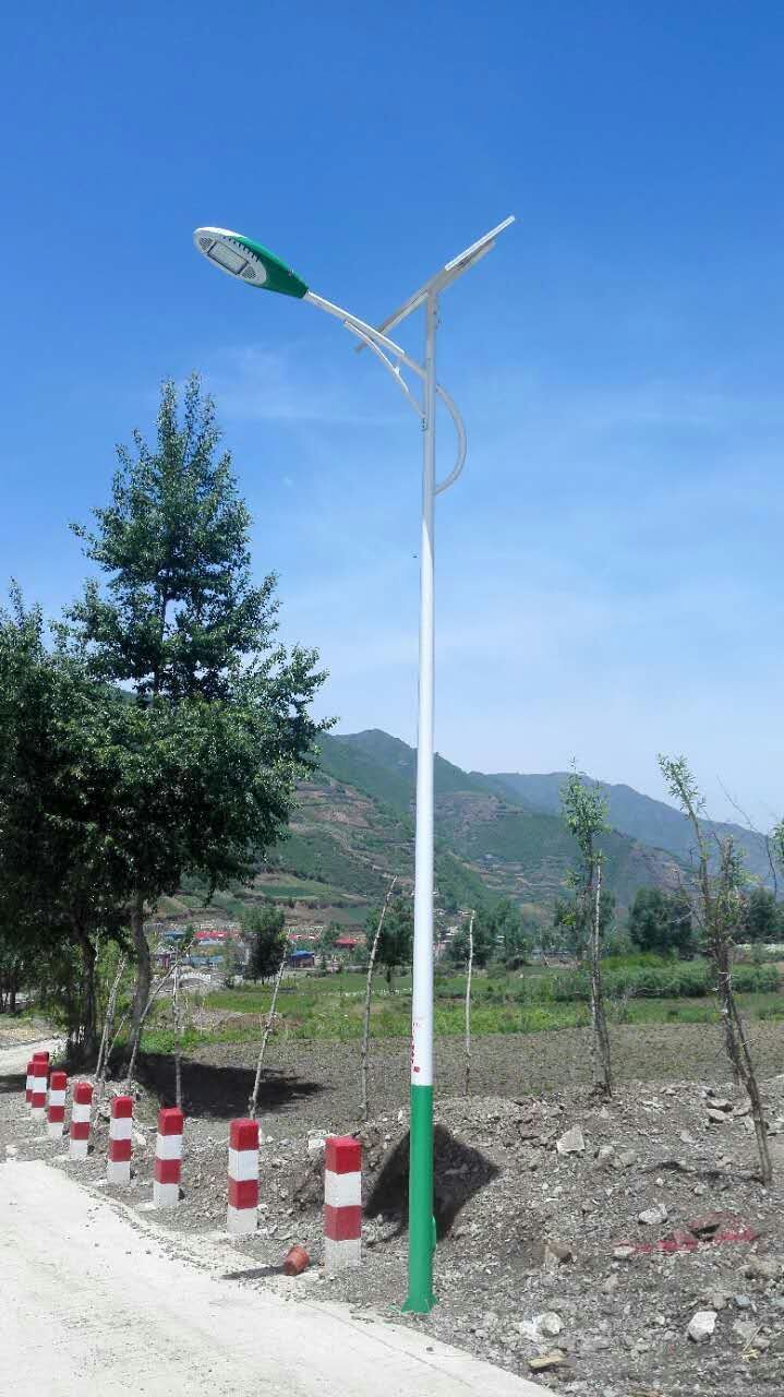 Solární pouliční lampa, venkovní LED inženýrské osvětlení pouliční lampa