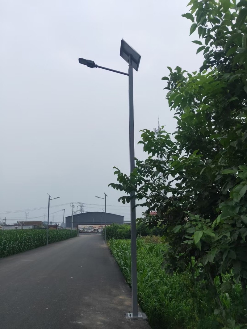Road construction projects, street lamps, solar street lamps in beautiful countryside