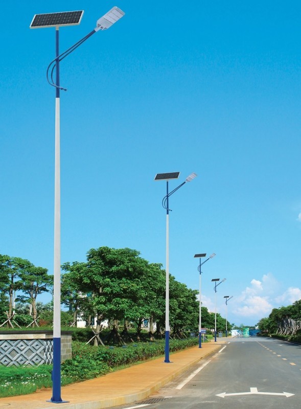 Geleide basketbal, voetbalveld, hoge pool straatlamp, vierkante zonnelamp