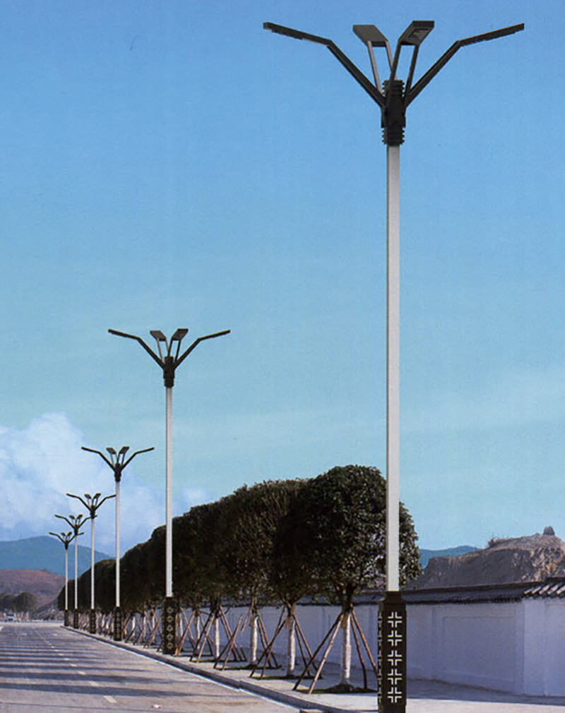 Outdoor road landscape lamp, LED solar street lamp