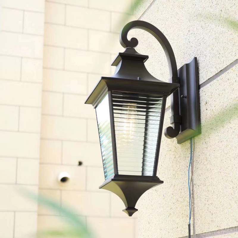 American terrace, gate, corridor, wall lamp, courtyard lamp