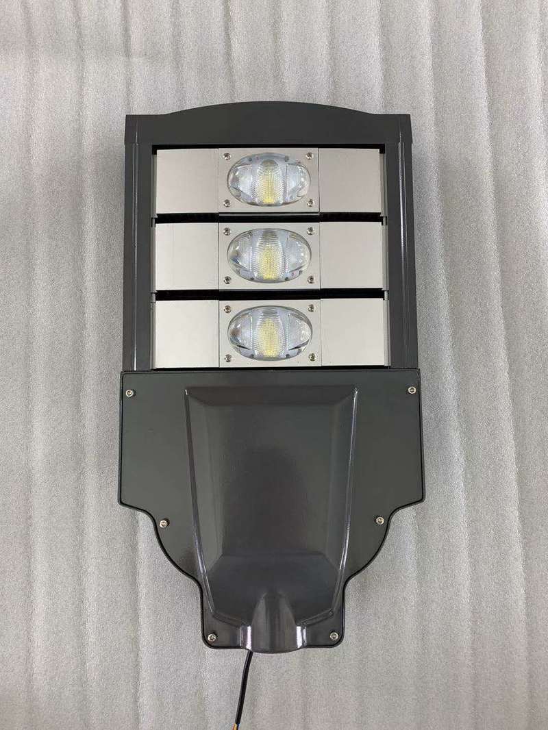 Solar courtyard outdoor light